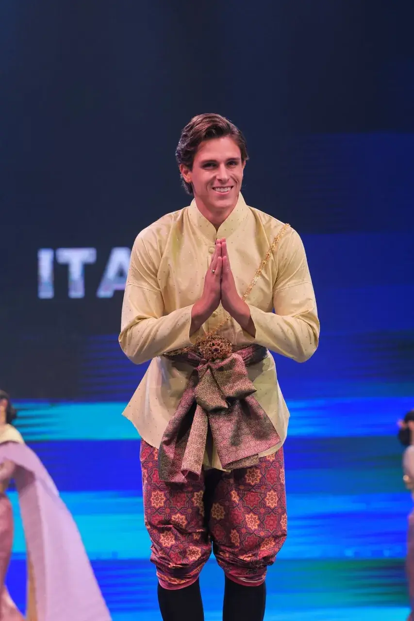THAILAND 🇹🇭 | Thai Traditional attire for Men