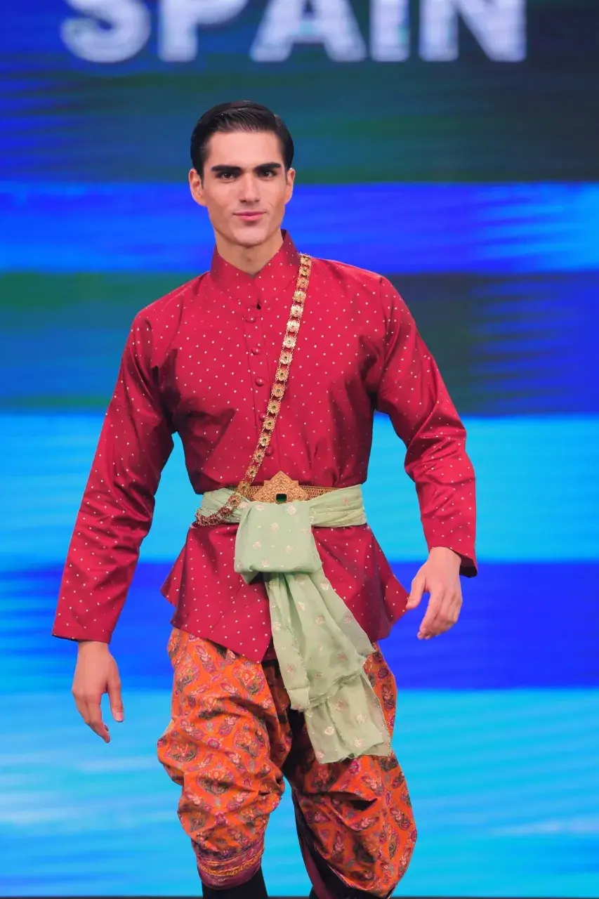 THAILAND 🇹🇭 | Thai Traditional attire for Men