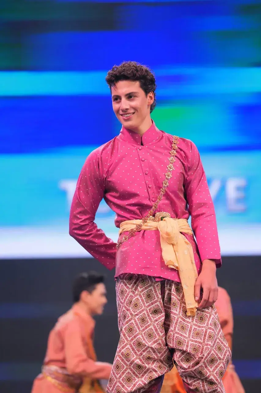 THAILAND 🇹🇭 | Thai Traditional attire for Men