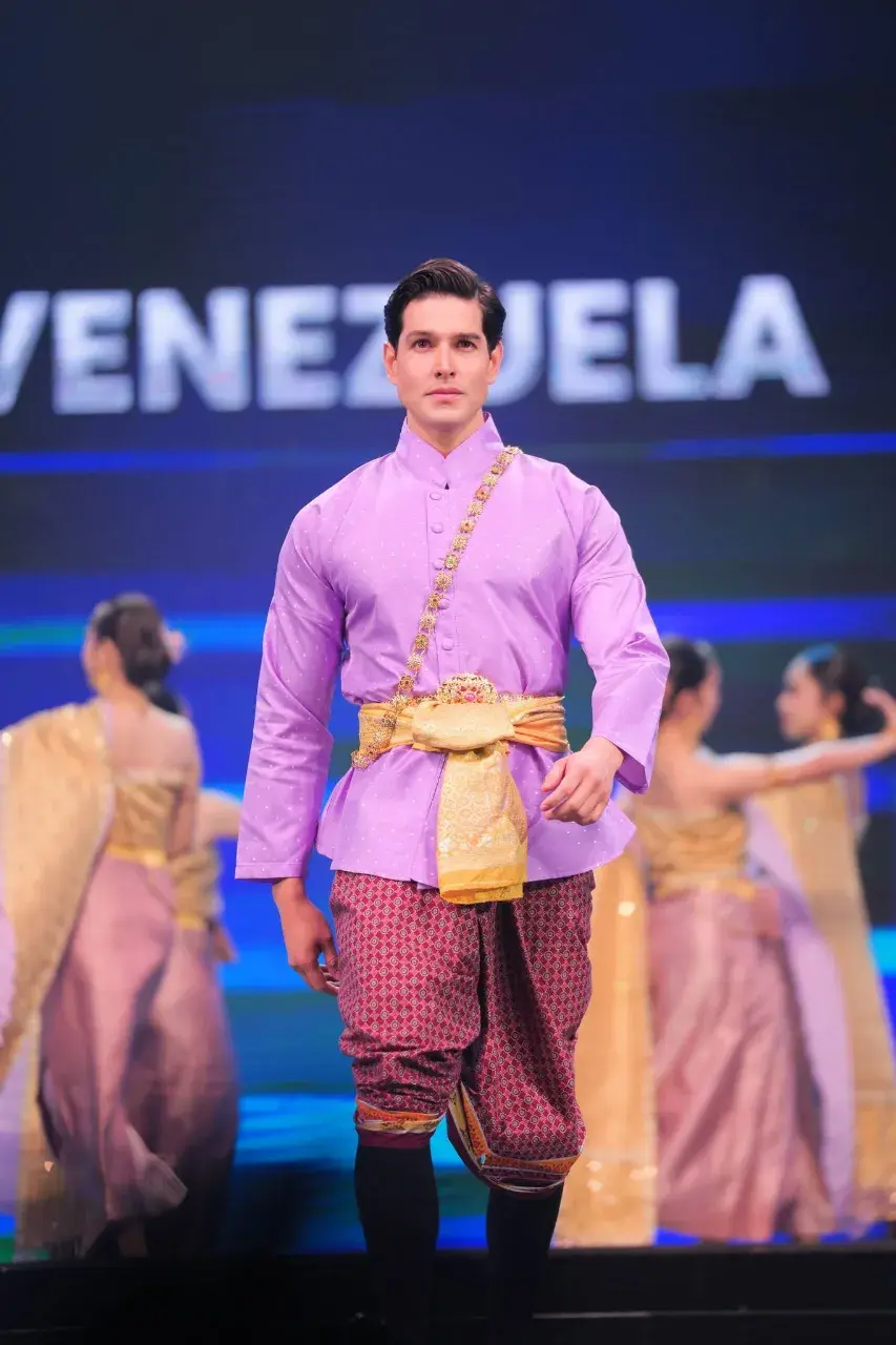 THAILAND 🇹🇭 | Thai Traditional attire for Men
