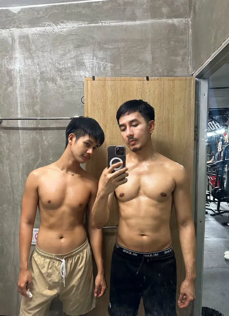 หนุ่มไทยกับรูปร่างของเขา