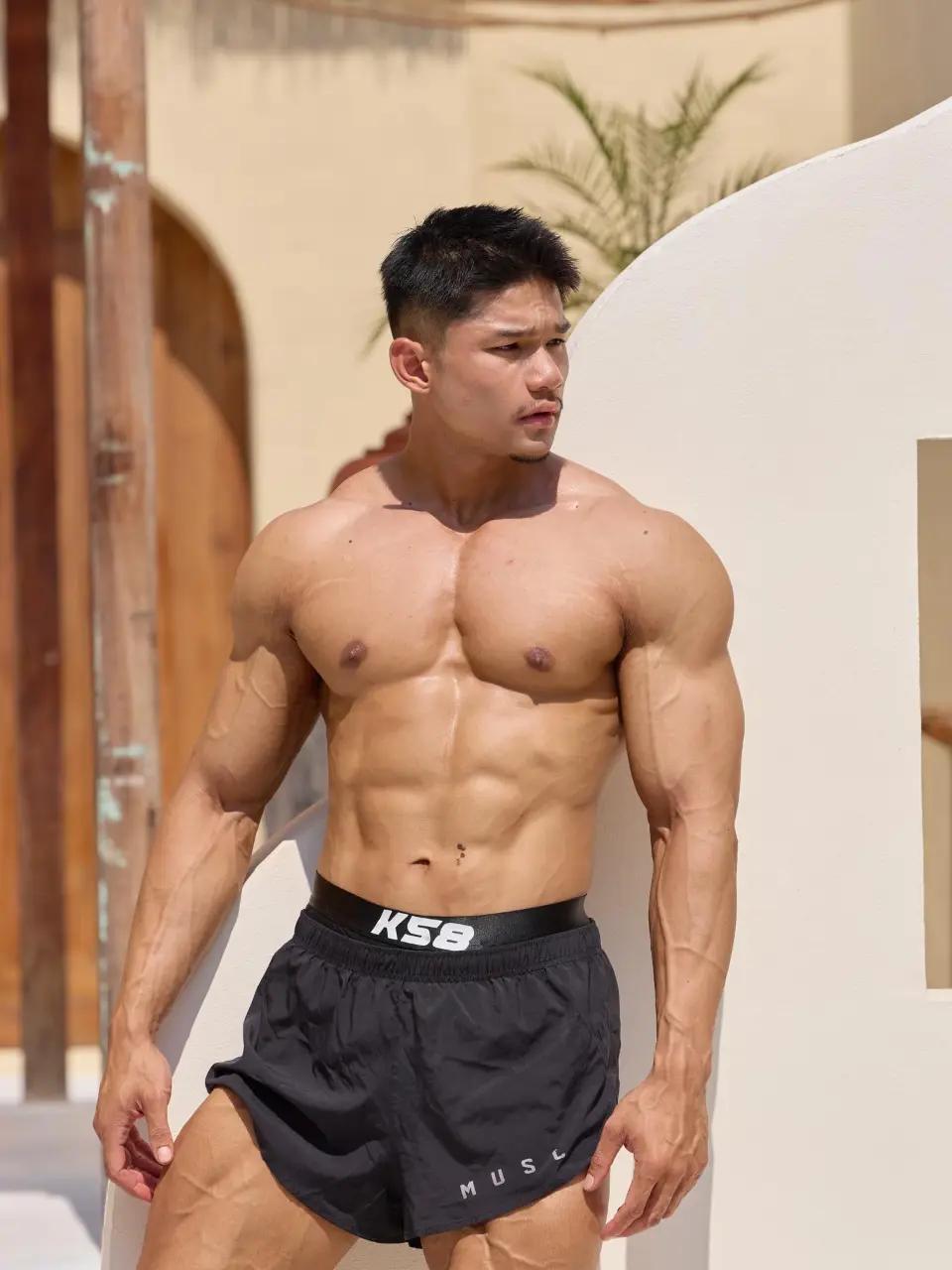 Physique Athlete & Personal Trainer : Aphiwat Srirwat