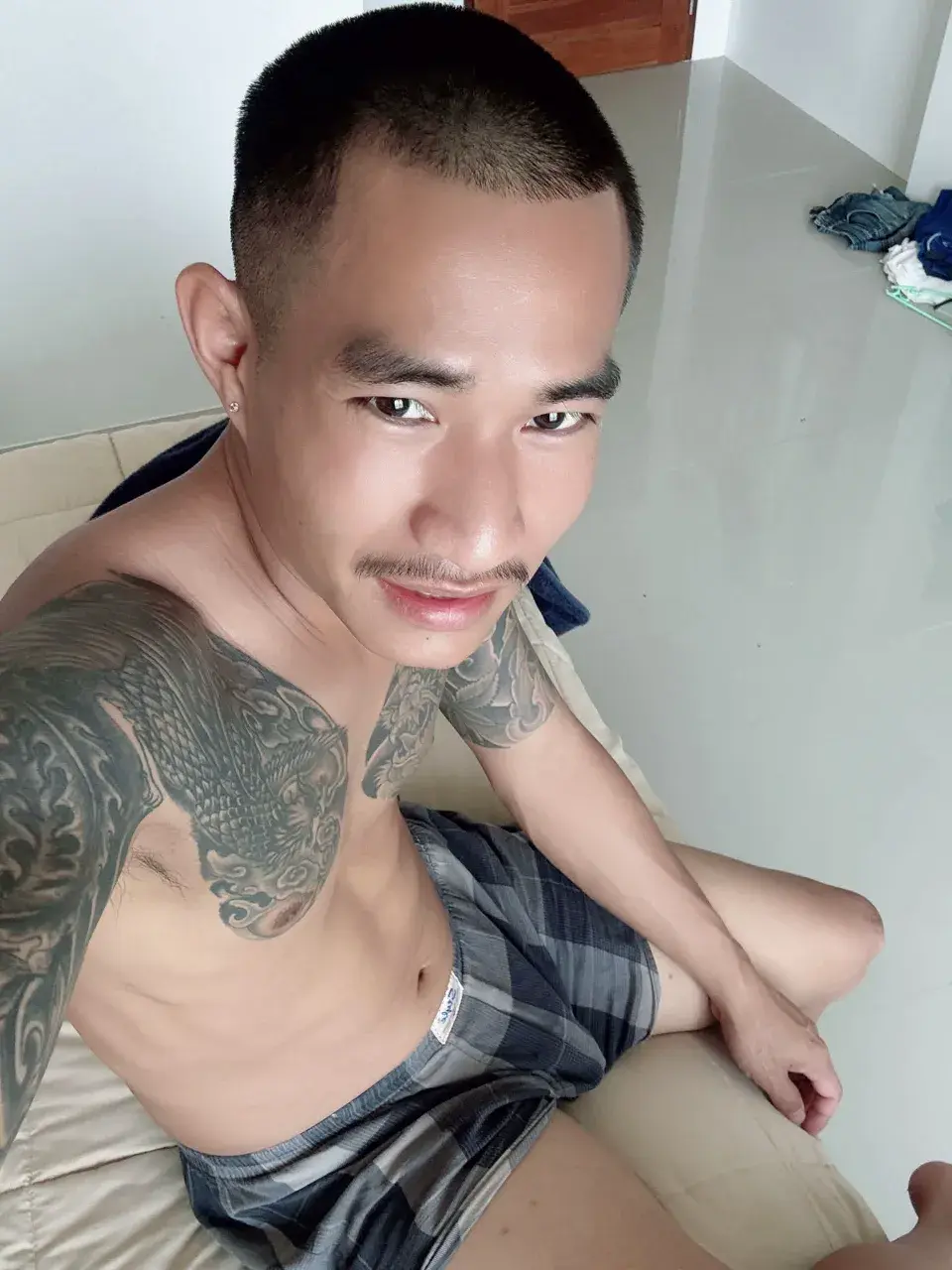 หลากหลาย