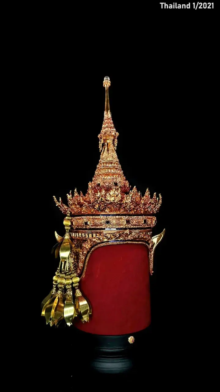 Nora Crown 🇹🇭