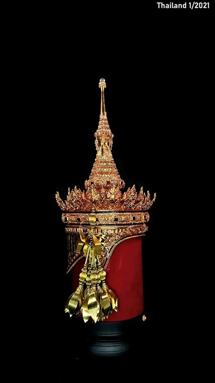 Nora Crown 🇹🇭