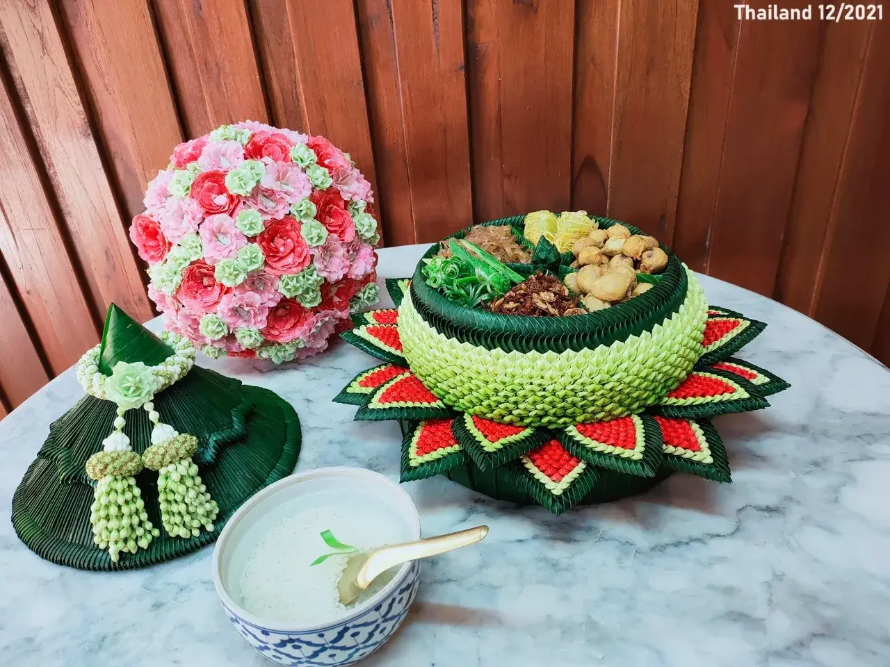 "Khao Chae" in Banana Leaves Container 🇹🇭