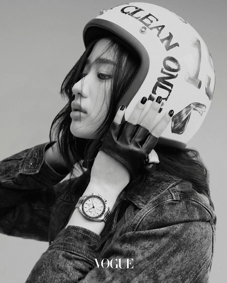 ตู-ต้นตะวัน @ VOGUE Thailand October 2026