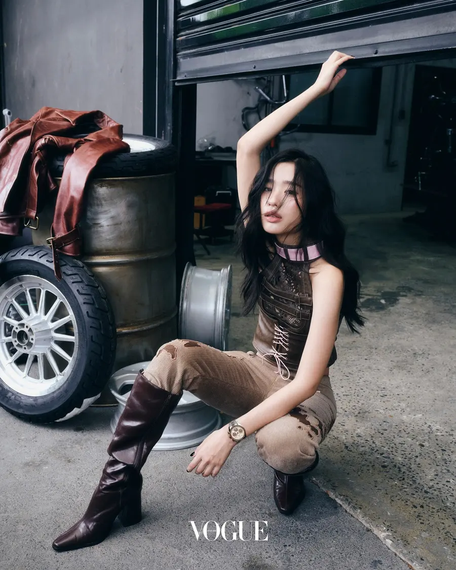 ตู-ต้นตะวัน @ VOGUE Thailand October 2026