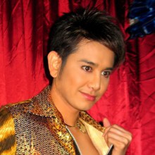 ไชยา หล่อมั้ย