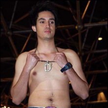 หนุ่มหล่อโดม่อนแมน