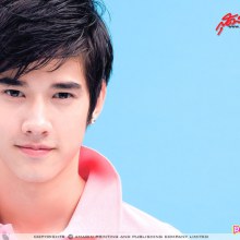 คนอะไรหล่อได้อีก