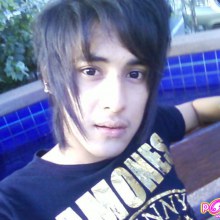 --หนุ่มไทย-มาเลย์ รู้จักพี่เค้าในร5อะ  ชอบอะ ส่วนตัวนะ---