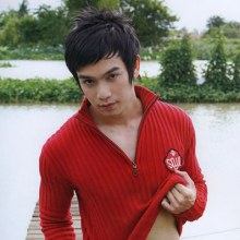 หล่อด้วย น่ารักด้วย