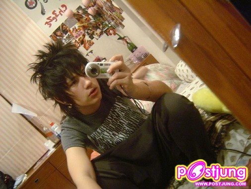 พี่ซีหล่อๆhttp://zeezez.hi5.com