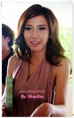 รูปพั้ อั้ม พัชราภา ใหม่จ้า เอามาให้ดูกั