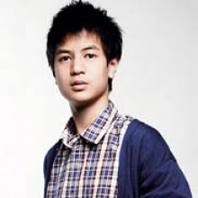 น้องไอติมหลานท่านนายก อภิสิทธิ์ หล่อมาก