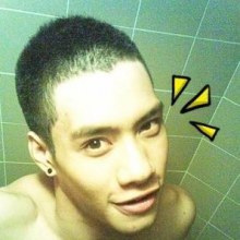 อยากรู้ว่าคนนี้ชื่อไร ใครทราบบ้างครับ