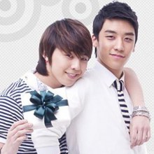 ไหนไหนมีใครเป็นแม่ยก bigbang กันมั้งคะ.......