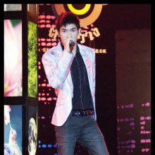 สิงโต หล่อ น่ารัก