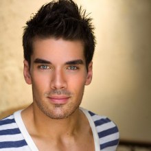 หล่อ มากมมาย