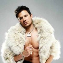 Nick  Lachey   ชอบเขาเพราะยิ้มสวยดีอะ