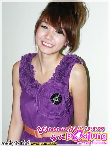 โฟว์ ชุด ม่วง น่ารัก จัง