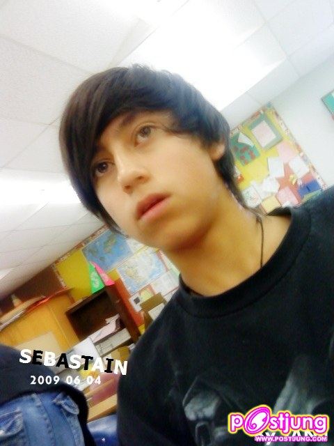 อันนี้หน้าตาออกเอ๋อไปหน่อยนะ 555 แอบถ่าย