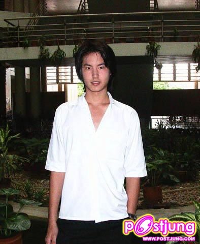 โย นักศึกษาแพทย์ ธรรมศาสตร์