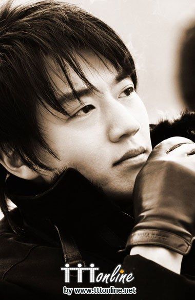 คิม เร วอน ยังต้องอาย