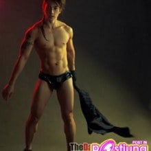 เอื้อก...อู๋จุน อวดหุ่นเซ็กซี่