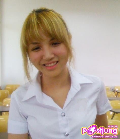นักศึกษาสาวสวย ^^