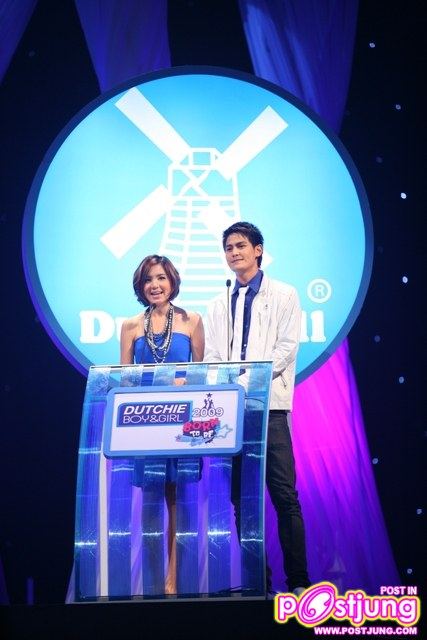 คู่พิธีกร น้ำ-พลอย