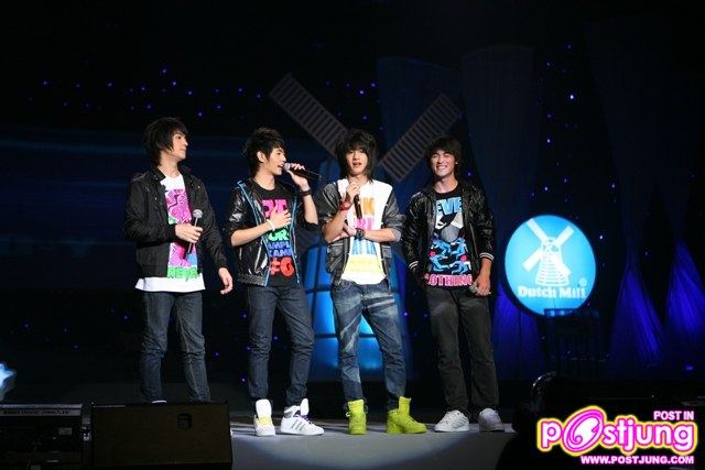 4 หนุ่ม B.O.Y