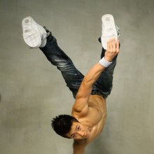 สองทุ่มแล้ว