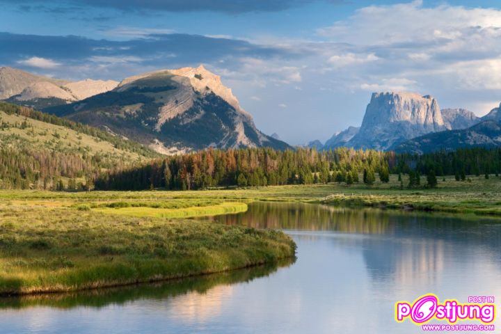 Square Top Mountain and the Green River,