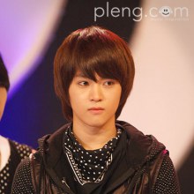 นักร้อง วงXing