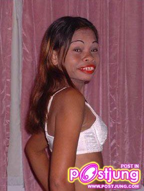 คนที่ 3 จากหุบเขาไรไม่รู้ สวยใสหน้าคมจมู