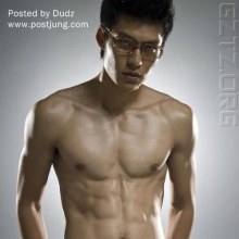 หนุ่มเอเชียกันบ้าง อิอิ