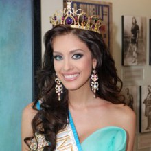 Jennifer Colon - Miss Puerto Rico World 2009