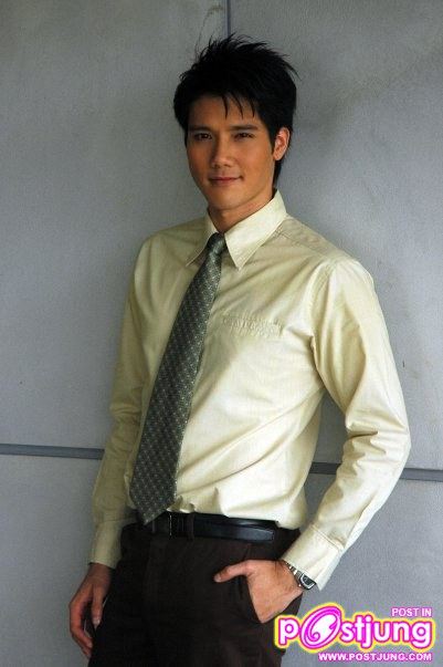 กลม นพพล