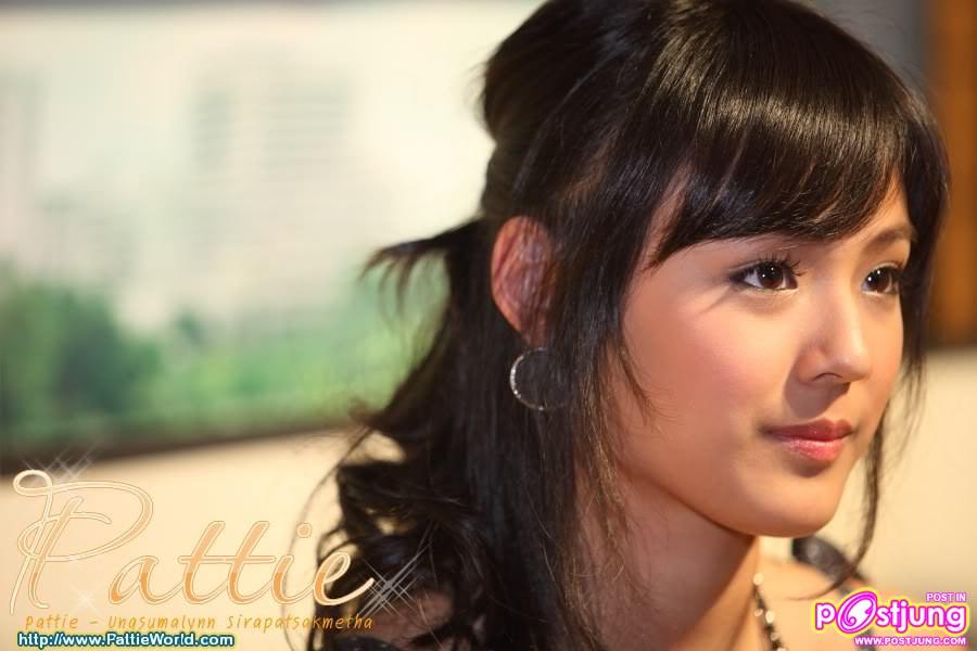 ไม่ยิ้มก็น่ารัก