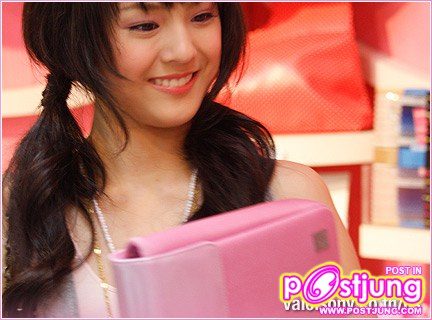 ถ่ายโฆษณาโน๊ตบุ๊ค