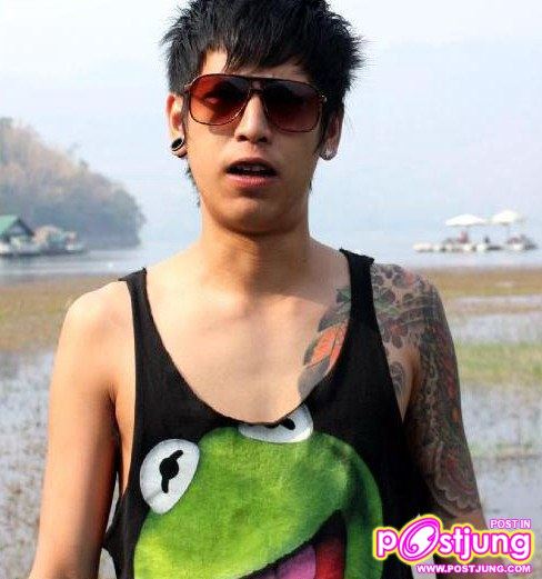 คนแรก พี่โอม เทพศิรินทร์คร้า