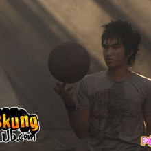 บาส   ท้าชน