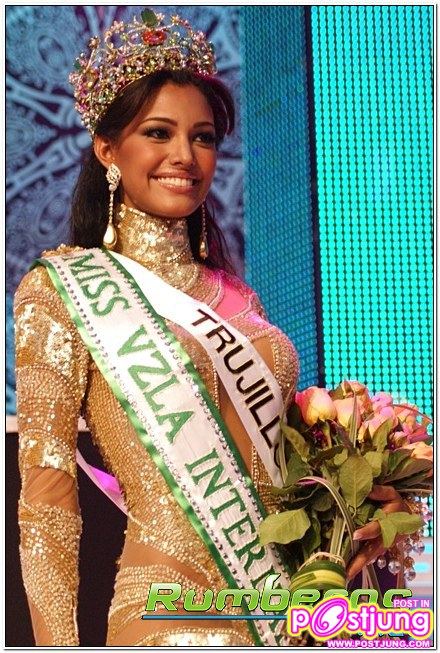 ที่ 3 ไป Miss Intertional 2010