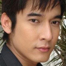 จมูกโด่งจนเป็นสัน มองแล้วบาดตาบาดใจชะมัด