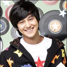 คิมบอมหล่อหน้าหวาน