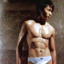 หนุ่ม Asian