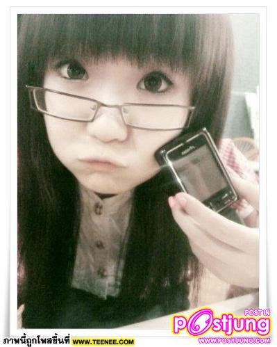 ใส่แว่นก็น่ารัก สุดๆๆๆ