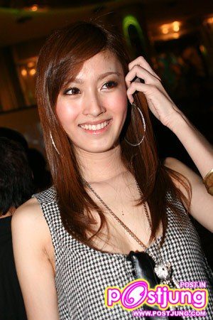 ปอย เป็น ซอฮยอน(นางแบบที่จีฮุชอบ)....หรือ